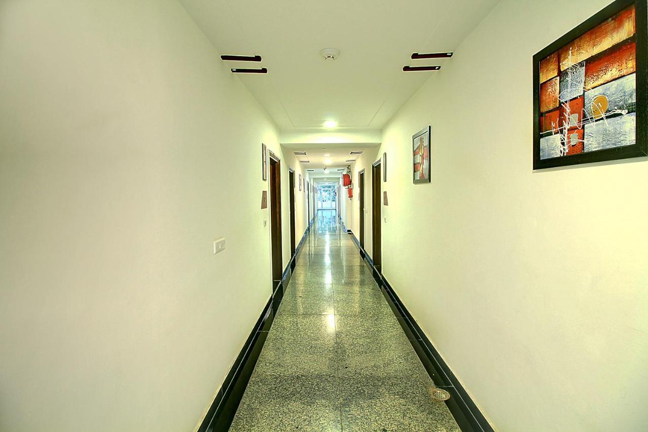 Staayz Premium Gurgaon Hotell Eksteriør bilde
