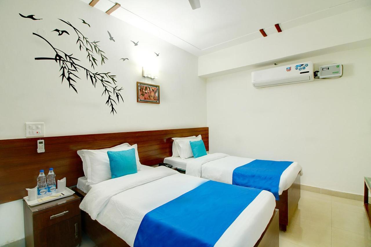 Staayz Premium Gurgaon Hotell Eksteriør bilde